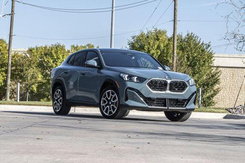 2025 BMW X2 xDrive28i