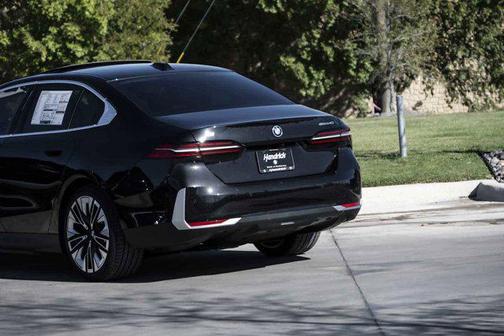 2026 BMW i5 eDrive40