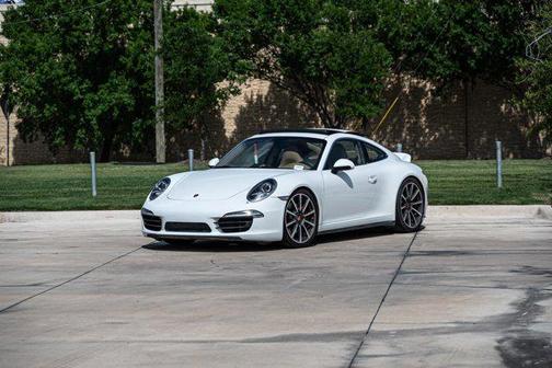 White 2013 Porsche 911 Carrera 4S