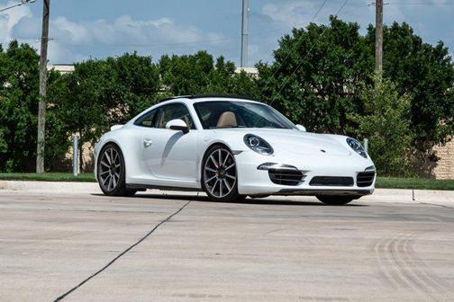 White 2013 Porsche 911 Carrera 4S