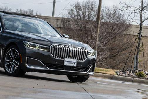 2022 BMW 750 i xDrive