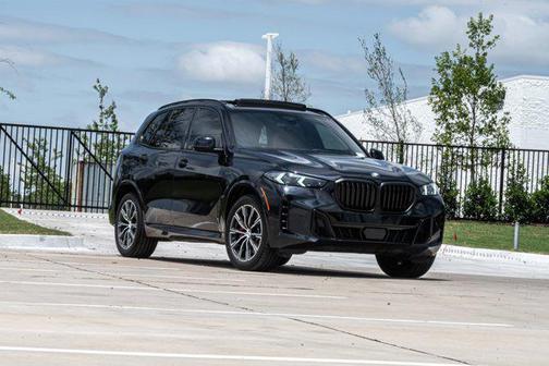 Carbon Black Metallic 2025 BMW X5 xDrive40i