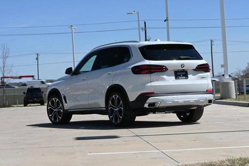 2026 BMW X5 sDrive40i