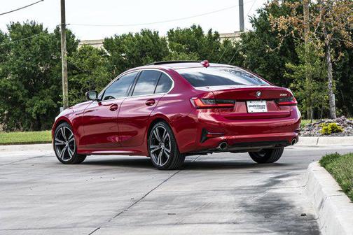 2021 BMW 330 i