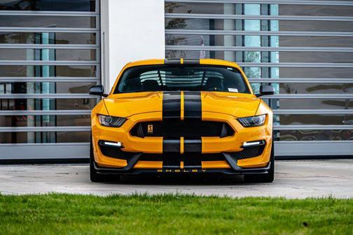 2019 Ford Shelby GT350 Base