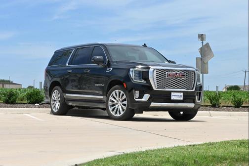 Onyx Black 2024 GMC Yukon XL Denali
