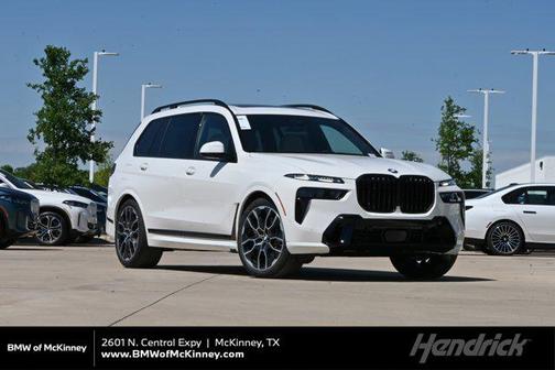 Alpine White 2026 BMW X7 xDrive40i