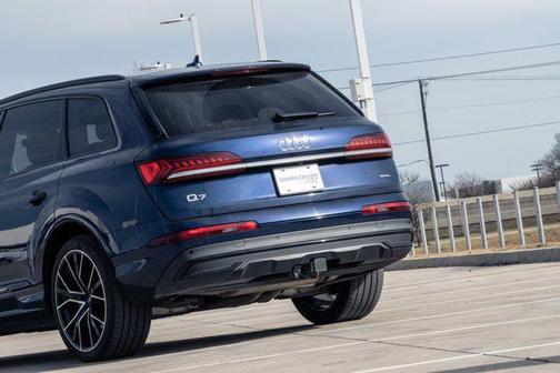 2020 Audi Q7 55 Prestige