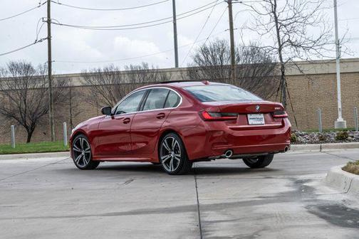 2024 BMW 330 330i Sedan