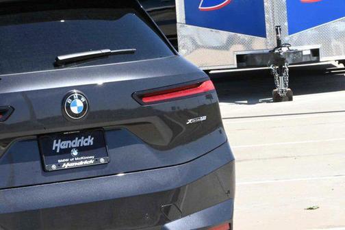 2026 BMW iX xDrive60