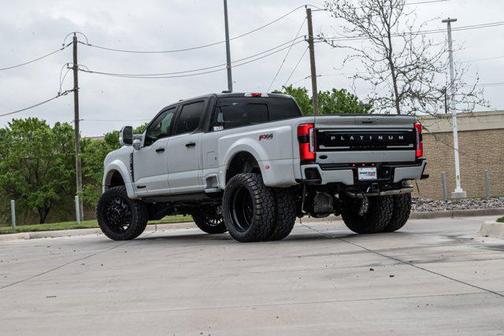 AVALANCHE 2026 Ford F-450 Platinum