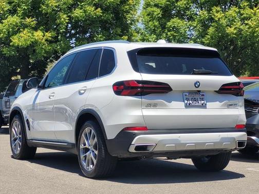 2025 BMW X5 sDrive40i