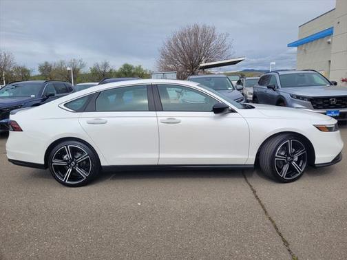 2025 Honda Accord Hybrid Base