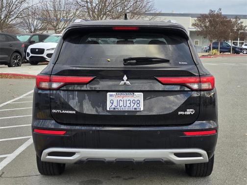2024 Mitsubishi Outlander PHEV SEL
