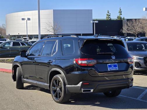 2025 Honda Pilot Black Edition