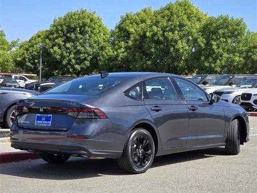 2025 Honda Accord Sport SE 1.5T