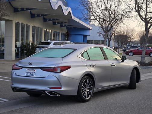 2024 Lexus ES 350 Base