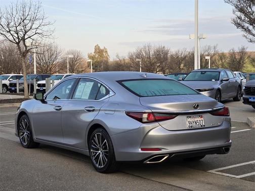 2024 Lexus ES 350 Base