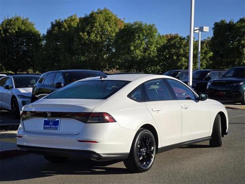 2025 Honda Accord Sport SE 1.5T
