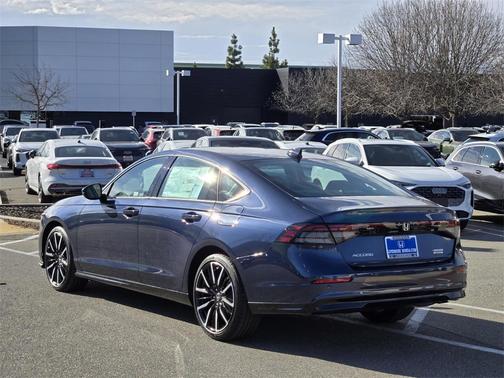 2025 Honda Accord Hybrid Touring