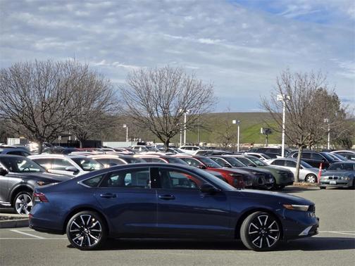 2025 Honda Accord Hybrid Touring