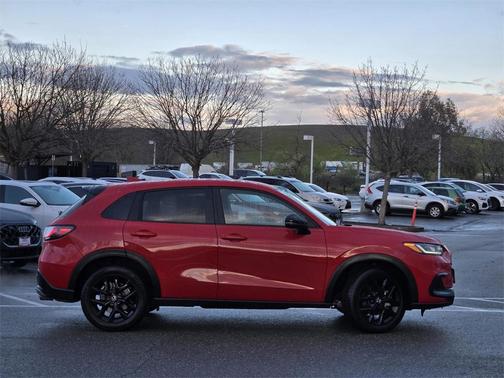 2023 Honda HR-V AWD Sport