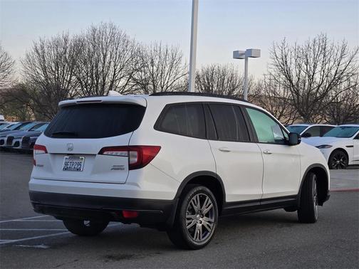 2022 Honda Pilot AWD Sport