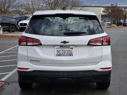 2023 Chevrolet Equinox LS