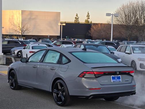 2025 Honda Accord Hybrid Sport-L