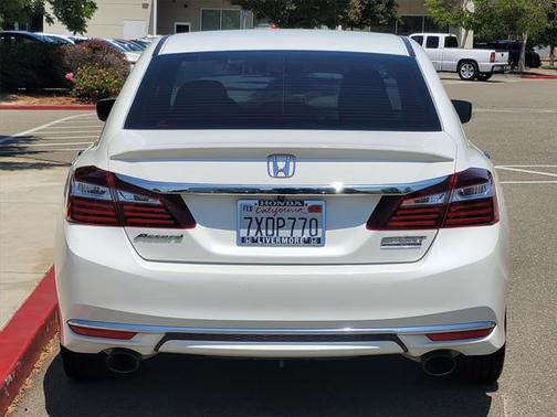 2017 Honda Accord Sport SE