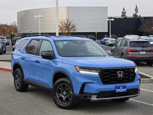 2025 Honda Pilot TrailSport