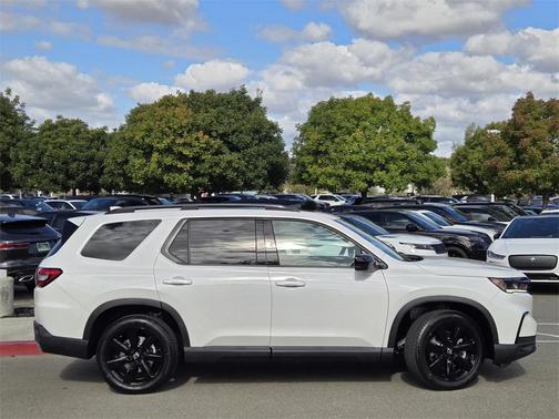 2025 Honda Pilot Black Edition