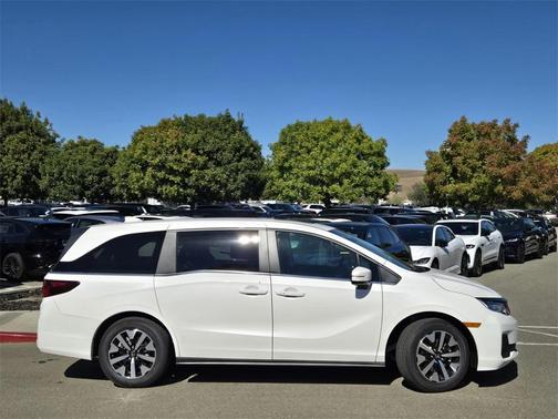 2025 Honda Odyssey EX-L