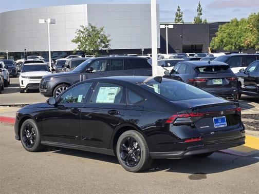2025 Honda Accord Sport SE 1.5T