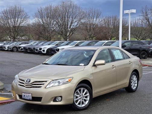 2011 Toyota Camry XLE