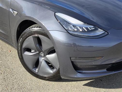 2019 Tesla Model 3 Standard Range