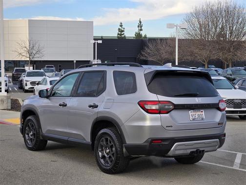 2025 Honda Pilot TrailSport