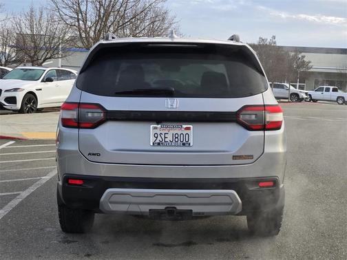2025 Honda Pilot TrailSport