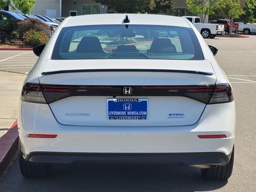 2025 Honda Accord Hybrid Base