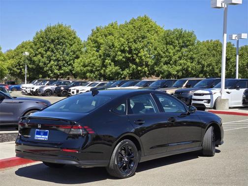 2025 Honda Accord Sport SE 1.5T