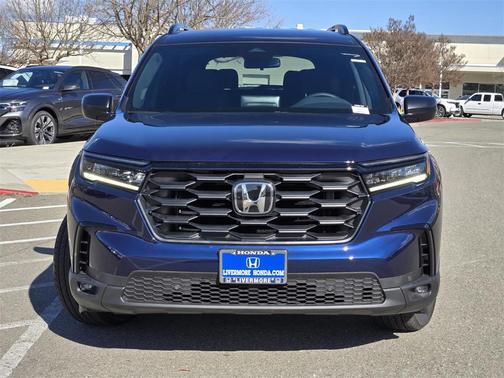 2025 Honda Pilot Sport