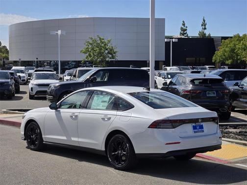 2025 Honda Accord Sport SE 1.5T