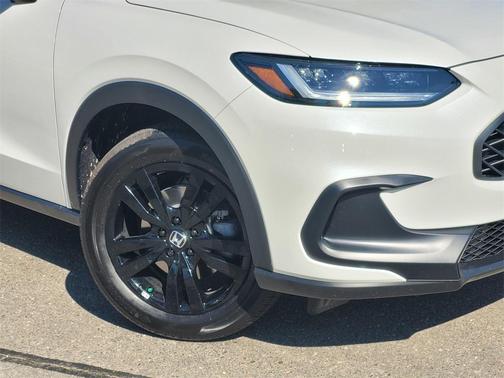 2026 Honda HR-V 2WD Sport