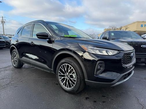 Agate Black Metallic 2025 Ford Escape PHEV Base SUV