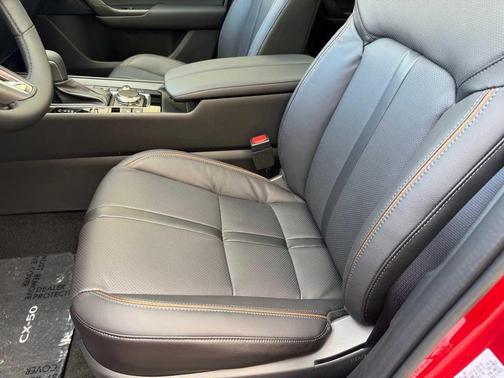 2026 Mazda CX-50 Hybrid Premium Plus