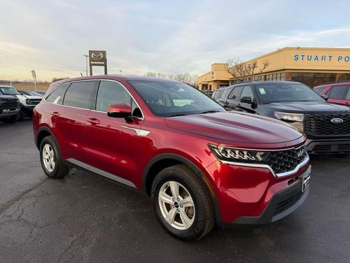 2022 Kia Sorento LX