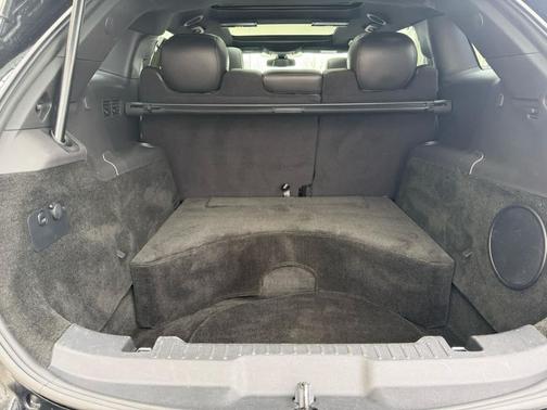 2018 Lincoln MKT Livery