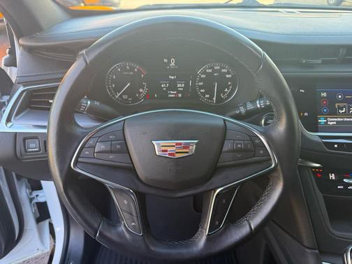 2021 Cadillac XT5 Luxury