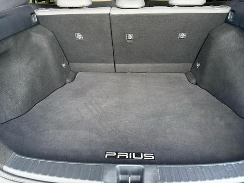 Blizzard Pearl 2016 Toyota Prius Four