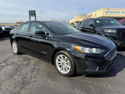 2019 Ford Fusion Hybrid SE